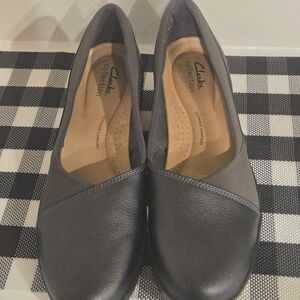 Clarks Collection Women's Grey Slip-On Flats